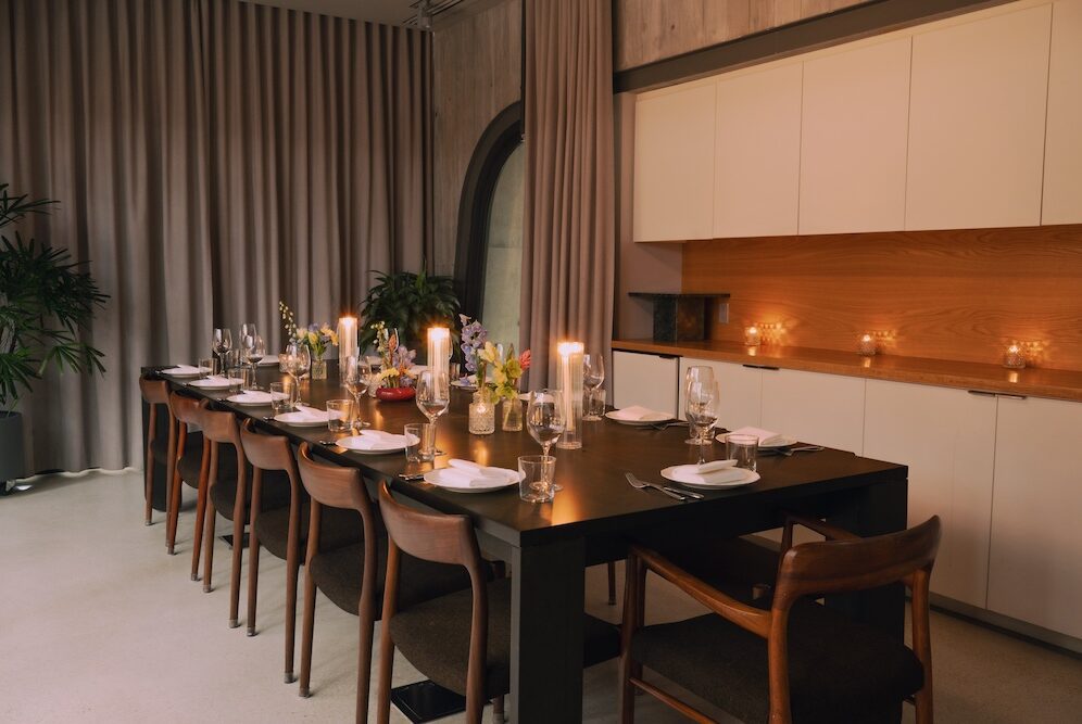 Flow dining space